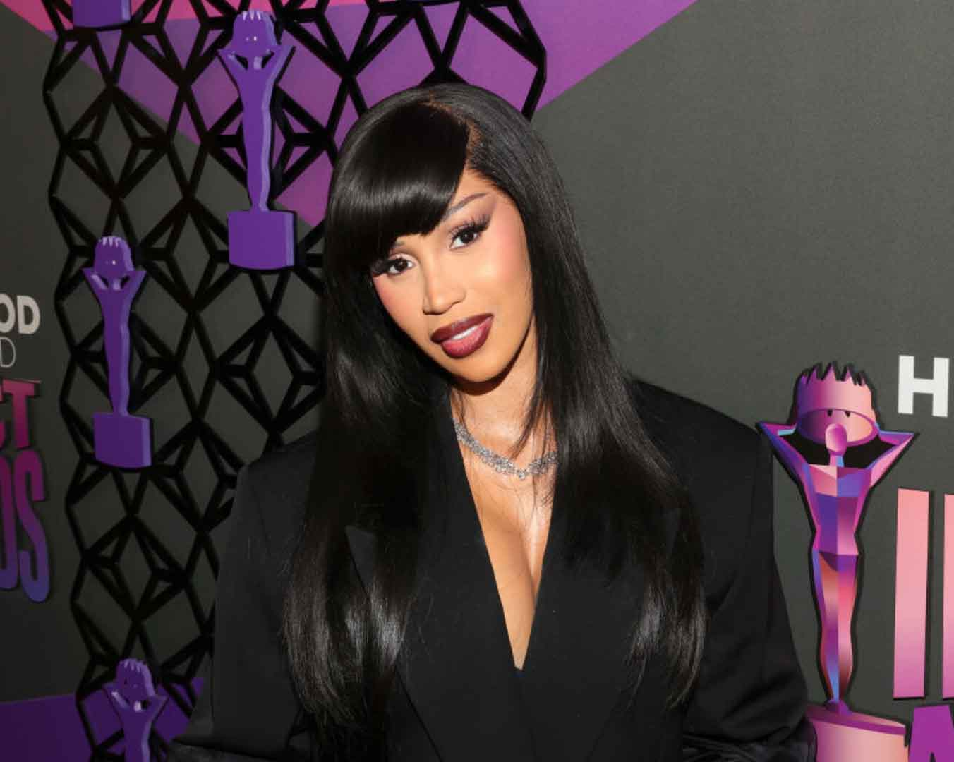 Cardi B ¿Prepara un álbum en español?