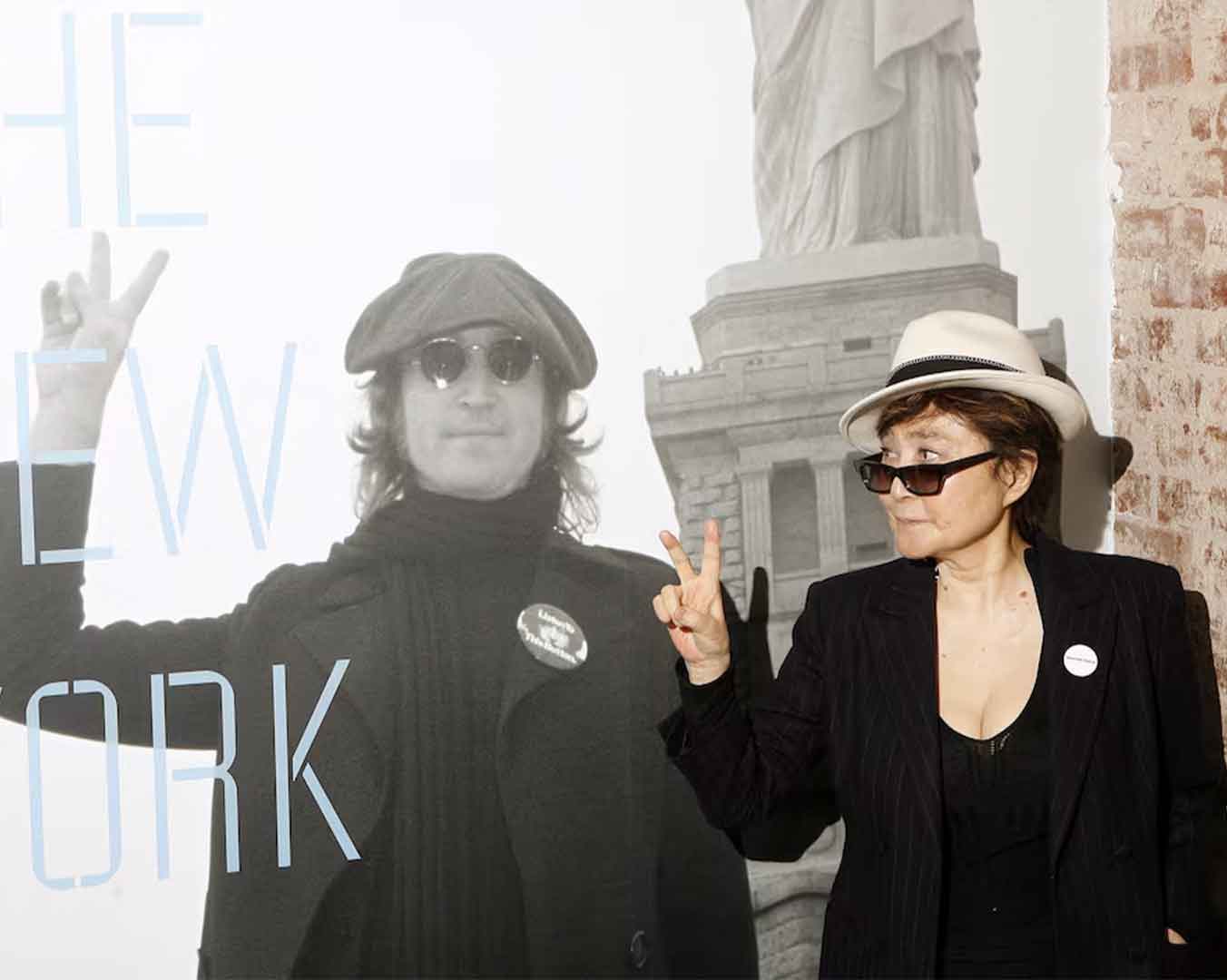 Yoko ono recupera el reloj robado de john lennon