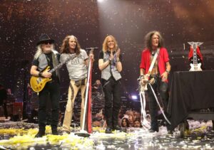 Aerosmith regresa a los escenarios