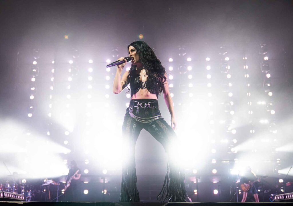 Lali en el Antel Arena