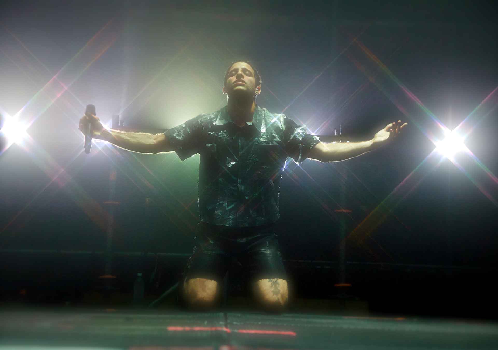 Wos en el estadio obras