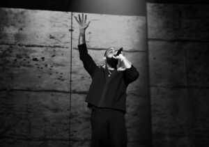 Eladio Carrion movistar arena